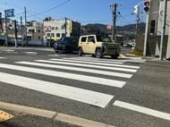 自転車の80代とみられる男性トラックにはねられ死亡　運転手の男を過失運転致傷の疑いで現行犯逮捕