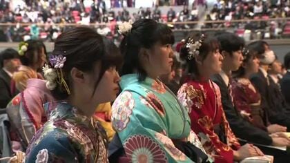 広島大学で卒業式　３７００人が旅立ちの日を迎える　卒業生の就職率は９４．５％