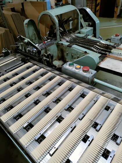 ブックマッチ(製造中止？ ) さらば！紙マッチ 国内最後のメーカー、生産終了へ 懐かしみ、惜しむ声
