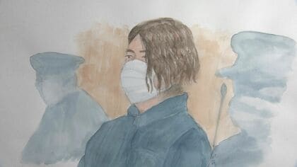 子ども　裸　キャンプ 