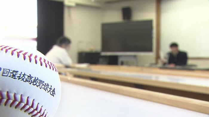 19日の開会式、エールを声に乗せる