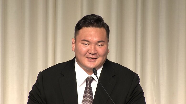 【会見】退職の元横綱・白鵬さん新構想「世界のSUMOへ」　相撲ジャーナリスト横野レイコさん「優秀な人材を大相撲に送り込みたいという夢」　元照ノ富士との“確執”報道互いに完全否定｜FNNプライムオンライン