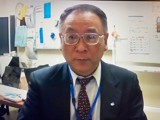 山形県で少人数学級推進の事務方を務めた山形大学大学院の中井教授