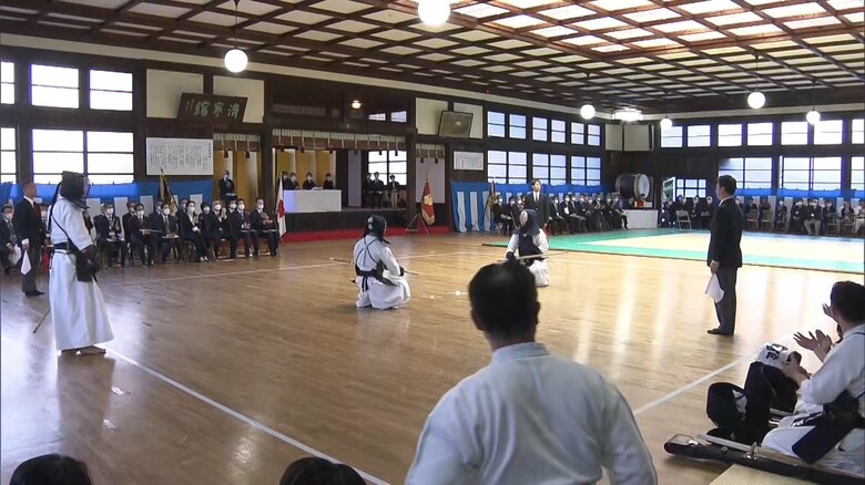皇宮警察の武道大会を観戦された　12月13日