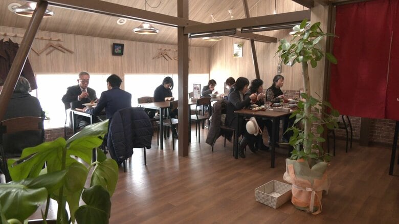 ランチタイムの店内の様子