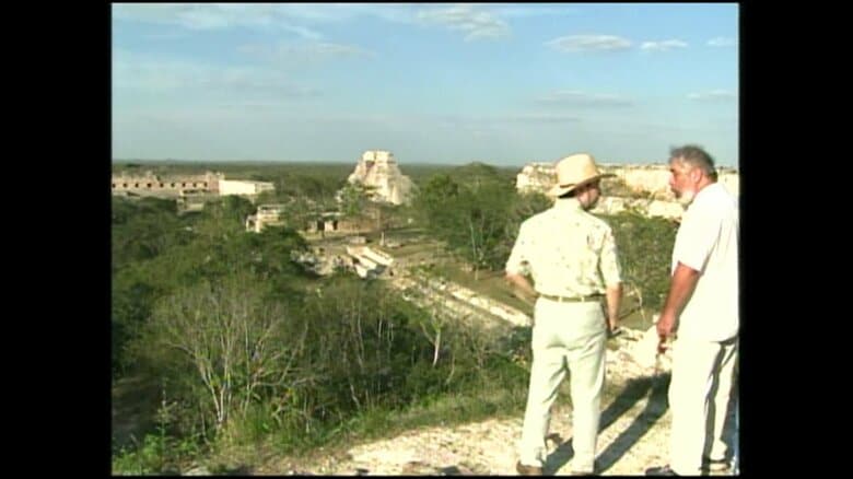 大ピラミッドの頂上から景色をご覧に