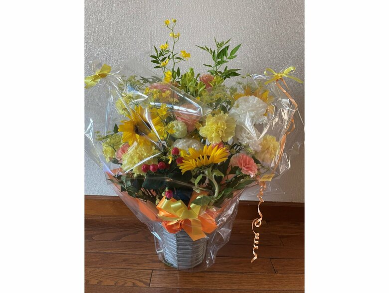 退職したときに贈られた花束（提供：Ken kenさん）