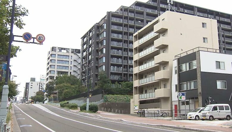 仙台市青葉区大手町　マンションやビルが立ち並ぶ
