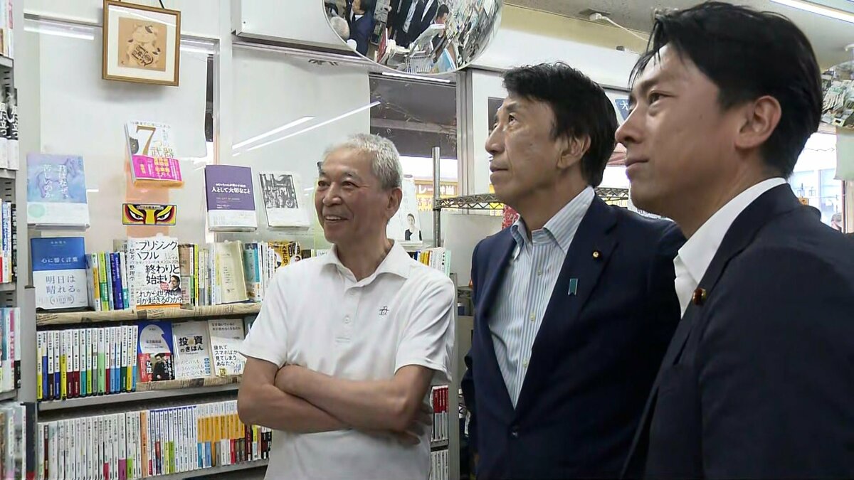 斎藤大臣・小泉氏が書店支援でタッグ 「書店減少は国力低下に…」｜FNNプライムオンライン