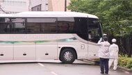 私立清風中学・高校の植え込みにバスが突っ込む　運転手がはさまれ病院搬送も意識あり　大阪・天王寺区