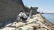 発泡スチロールなど…名古屋港水族館に隣接する堤防で“海洋ゴミ”を回収するイベント 中学生から60代までが参加