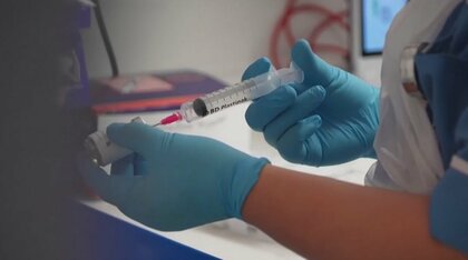 世界初アルツハイマー病新薬を米FDAが承認　専門家「ゲームチェンジャーになるとは考えにくい」