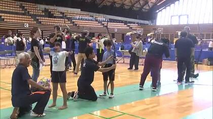 ３連休最終日の「スポーツの日」　子供たちがアーチェリーなど様々な競技を体験　大分市でイベント