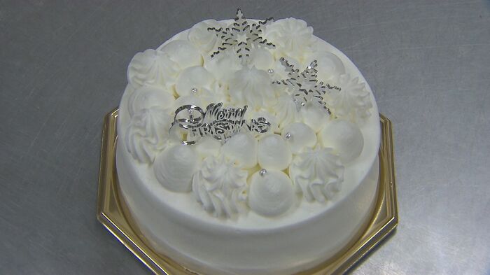 松江クロードの新商品「ゆきおんなケーキ」