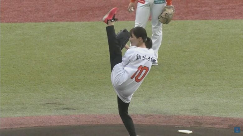 イースタンリーグ“オイシックス”の魅力！吉田アナが人生初の始球式に挑戦＆豪華海鮮丼も楽しめるスタグル「幸せな気持ちで選手を応援できる」新潟｜FNNプライムオンライン