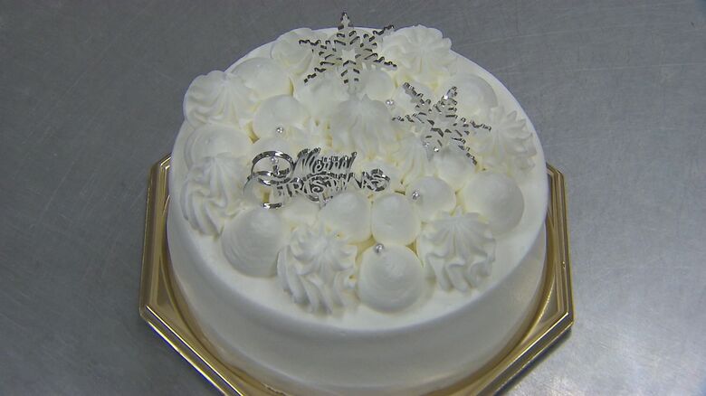 松江クロードの新商品「ゆきおんなケーキ」