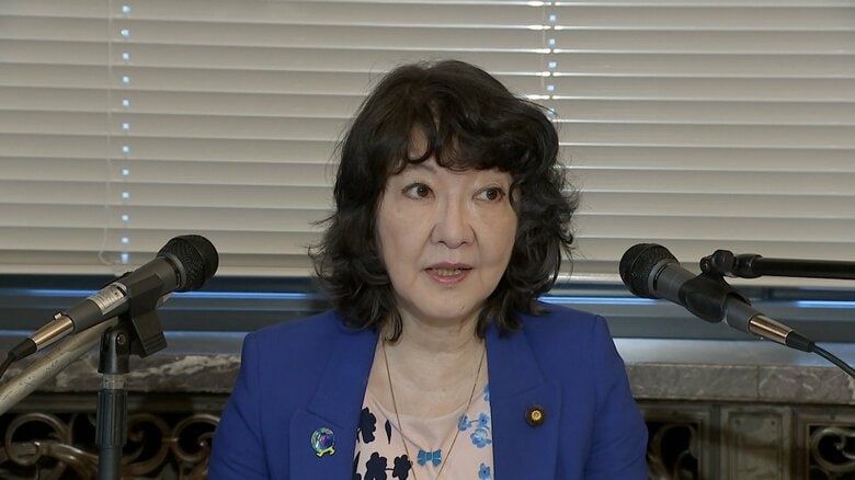 片山大臣は金融機関に対し、本人確認をICチップ情報読み取りで行うなど対策強化を求めた