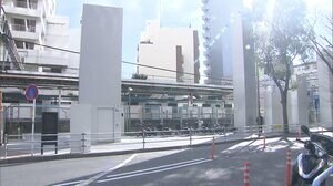 「いちゃいちゃしたかった」公衆トイレに女性押し込みわいせつ