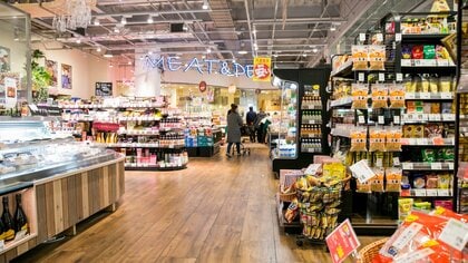 物価高により家計消費5カ月連続で実質マイナス　飲料や菓子の落ち込み顕著、特にチョコレートは18.3％のマイナス