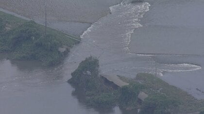 台風25号の死者11人に　横須賀の土砂崩れで70代女性死亡確認　千葉・印旛沼の堤防決壊「恐ろしい水流」爪痕残る
