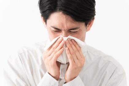 花粉症が落ち着いた後も要注意大正健康ナビに「副鼻腔炎」の健康情報を4月22日に新公開～鼻づまり・ネバネバ鼻水が続く人へ、見逃されがちな“花粉症後トラブル”を解説～
