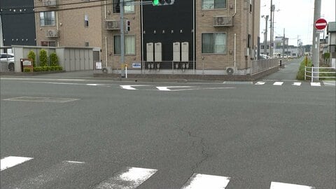 パトカーに追跡された2人乗り自転車が車と衝突　10代男性が意識不明　消火器まき散らしながら走行　鳥取市