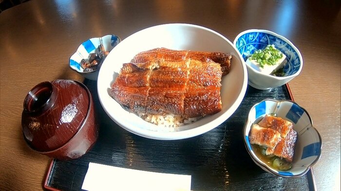 特上うな丼食べ放題 90分4400円