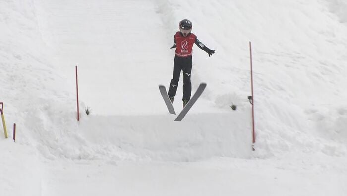 野沢温泉ジュニアスキークラブの練習