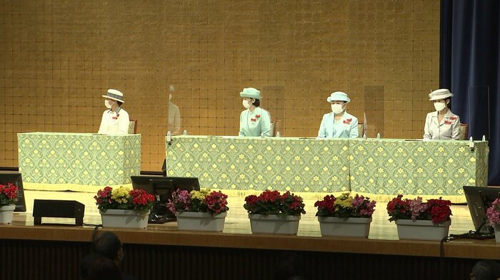 「令和4年 全国赤十字大会」(東京・渋谷区)に出席される女性皇族方