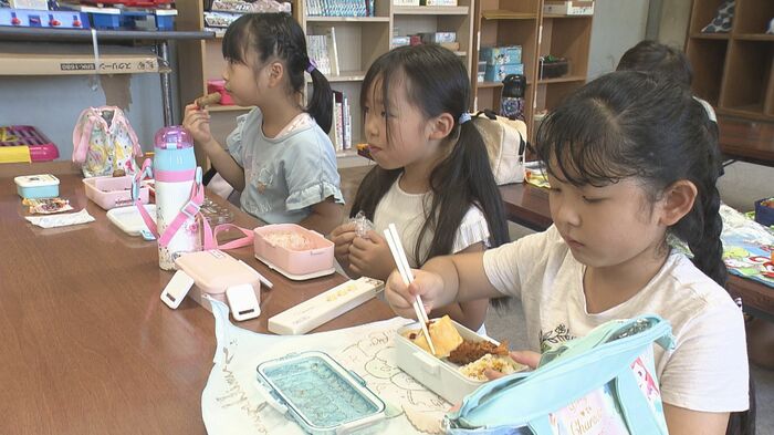学童保育「鍋屋田子どもプラザ」のお昼