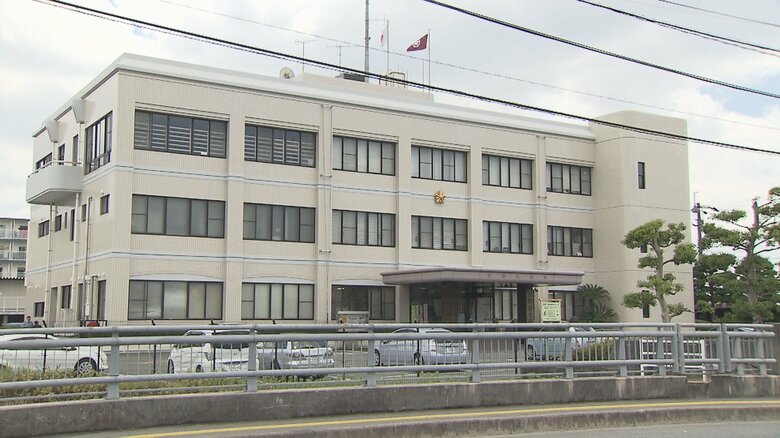 【速報】「玄関が燃えている」など通報相次ぐ　小郡市の住宅で火事　消火活動進める　福岡｜FNNプライムオンライン