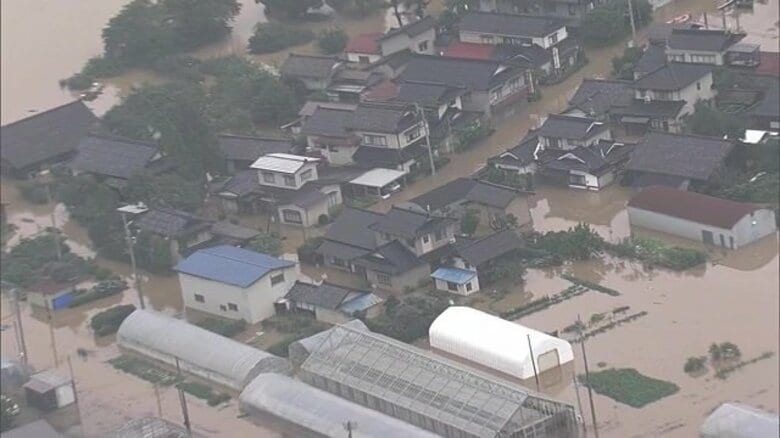 大雨から1カ月 全滅したブナシメジの瓶70万本を廃棄　酒田市では「被災者生活再建支援法」支援金の申請受付【山形発】｜FNNプライムオンライン