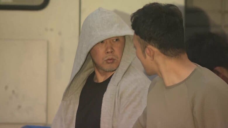 高林輝行容疑者（44）は埼玉や千葉など移動し逃走か　1日昼過ぎに車発見の情報　東京・福生市のハンマー殴打事件｜FNNプライムオンライン