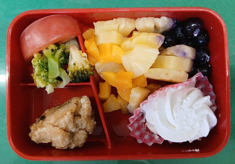 県立広島中学校の給食に異物混入2件　髪の毛とビニール片　県立学校で今年度15件｜FNNプライムオンライン