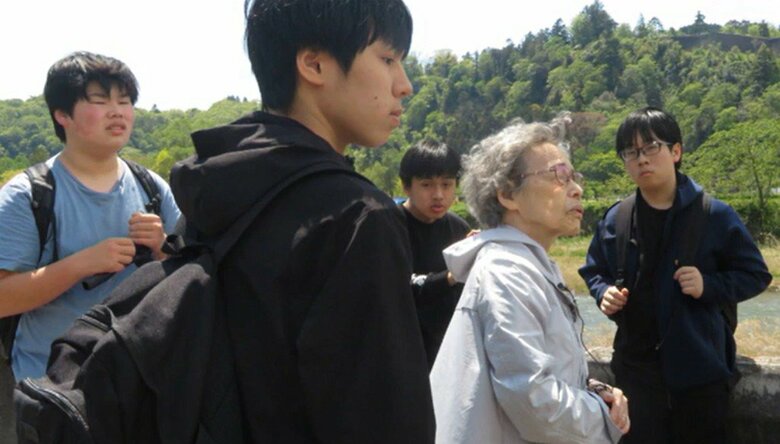 仙台市内をめぐって広瀬さんに話を聞いた（提供：仙台工業高校模型・動画部）