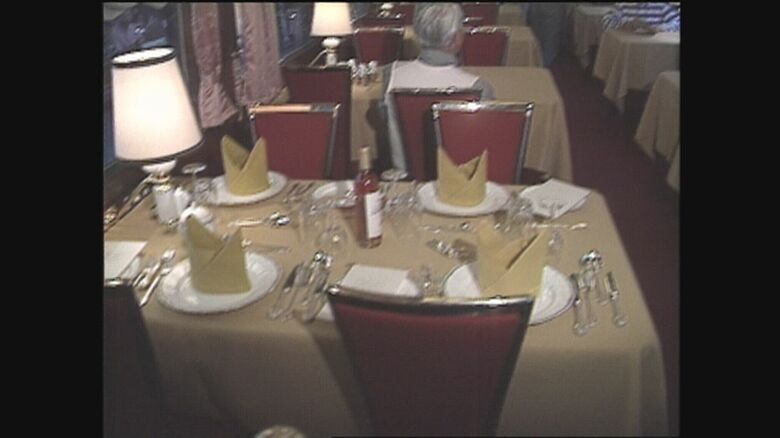 トワイライトエクスプレス号の食堂車