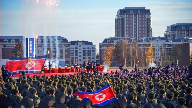 「セビョル通り」には大きな建物が並んでいる