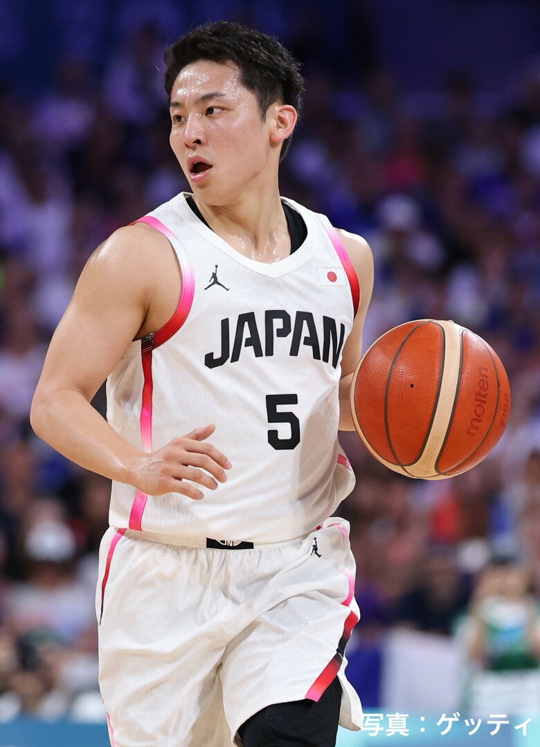 コート上での河村勇輝（30日、ピエール・モロワ競技場）