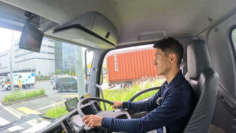 運転中は常に周囲を確認