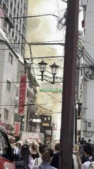【速報】大阪・ミナミの飲食店で火事　消防車など４５台が出動　けが人はなし