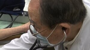 「ここにいてほしい」の言葉に決意 93歳現役の