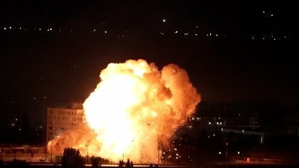 ロシア軍がウクライナの首都キーウに大規模攻撃　21人死亡