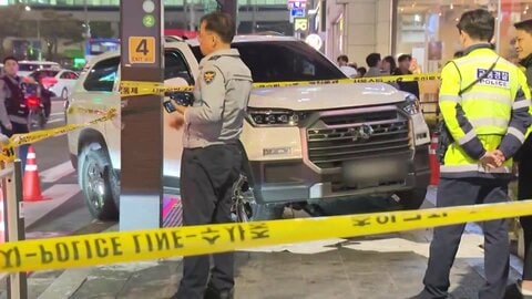 「バーンって音が…」ソウルで日本人女性2人ケガ、1人は重傷　飲酒運転の車が歩道に突っ込む　50代男を現行犯逮捕