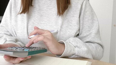 21歳で家を買ったら「物欲が消えた」。元汚部屋インフルエンサーが29歳で貯金1000万円を達成した3つのルール