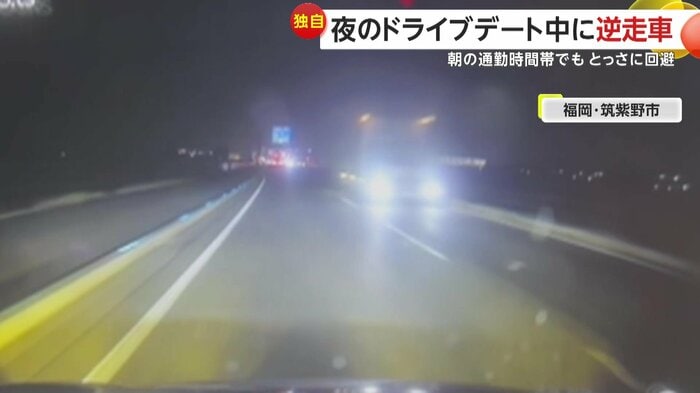 暗闇の中を走ってきたトラック（撮影：坂モンさん）