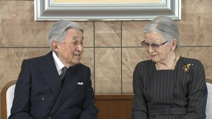 お住まいの仙洞御所にて 2024年12月