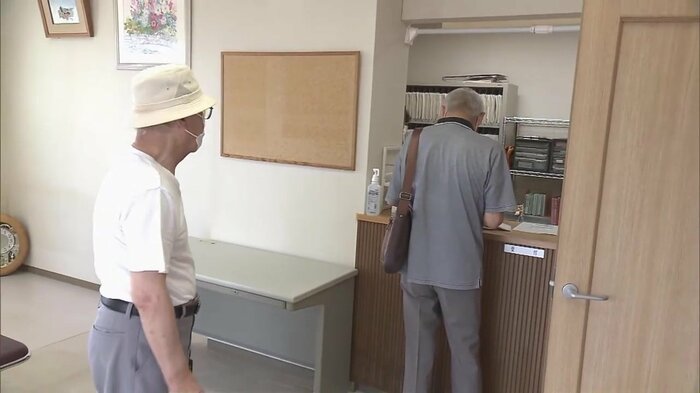 大窪胃腸科内科医院を訪れる患者たち