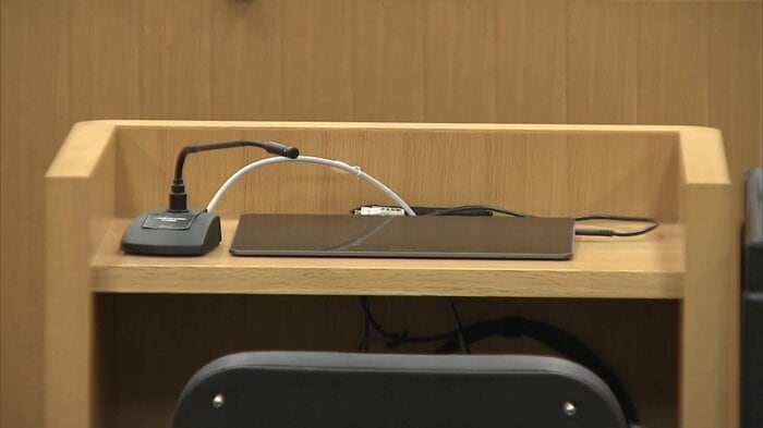 「娘に殺されるという乱暴な死に方をさせてしまい申し訳なかった」と心境を語った小峰被告