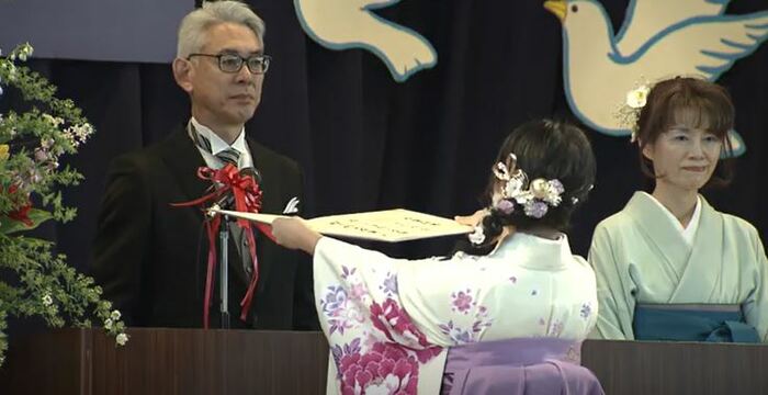榴岡小学校の卒業式(3月19日)