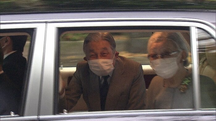 4月26日 「仙洞御所」に移り、新たな生活を始められた上皇ご夫妻